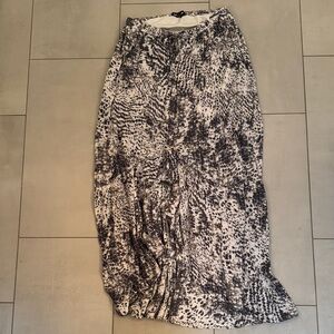 Express Black and White Women's Maxi Skirt